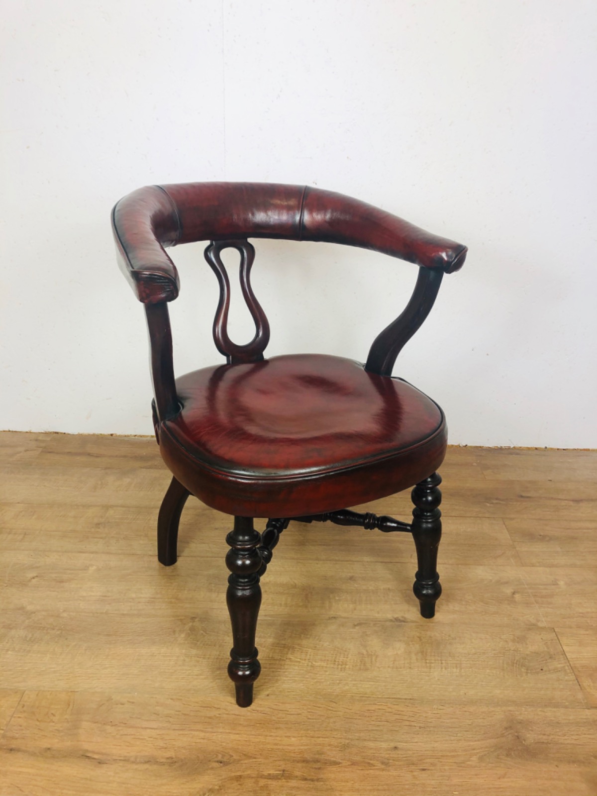 Victorian Leather Desk Chair (1 of 4) Victorian Leather Desk Chair (1 of 4)