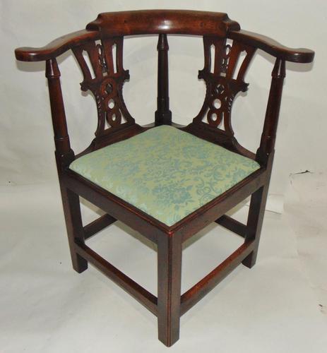 Georgian Walnut Corner Chair (1 of 7)