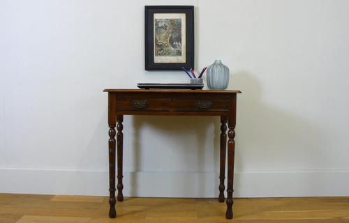 Delightful Little Victorian Leather Topped Single Drawer Desk c.1880 (1 of 12)