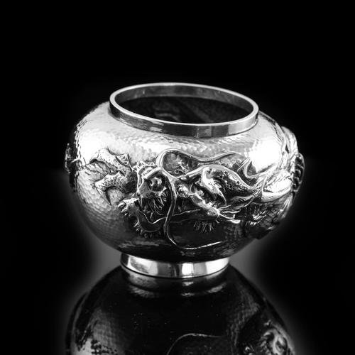 Antique Solid Silver Japanese Condiment Pot / Bowl - Meiji c.1900 (1 of 14) Antique Solid Silver Japanese Condiment Pot / Bowl - Meiji c.1900 (1 of 14)