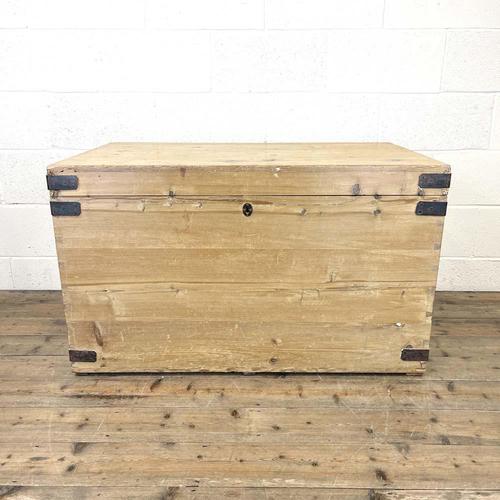 Antique Large Rustic Pine Trunk (1 of 10)