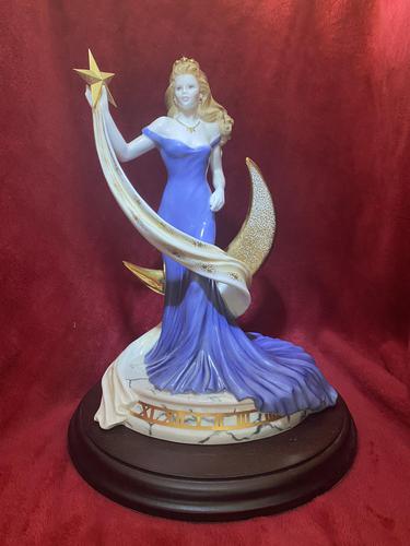 Royal Worcester Ltd Edition Figurine "Destiny" 74 of 1000 with Original Plinth & Boxed (1 of 11)