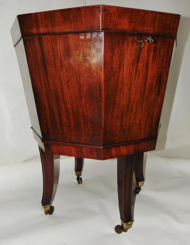 Good Georgian Mahogany Octagonal Wine Cooler (1 of 7)