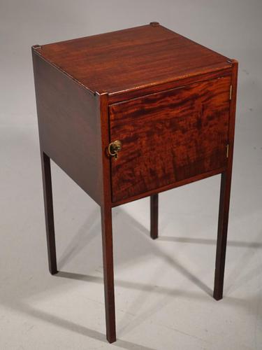 George III Period Mahogany Pot Cupboard (1 of 5) George III Period Mahogany Pot Cupboard (1 of 5)