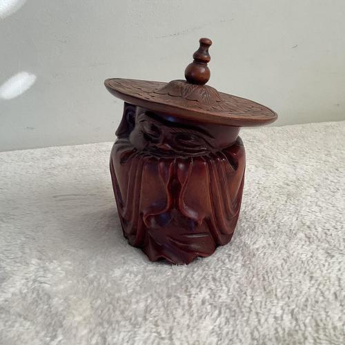 Hardwood Carved Tobacco Box (1 of 3) Hardwood Carved Tobacco Box (1 of 3)