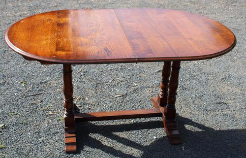 1940s Slim Oak Draw-leaf Table with 1 Leaf (1 of 3) 1940s Slim Oak Draw-leaf Table with 1 Leaf (1 of 3)