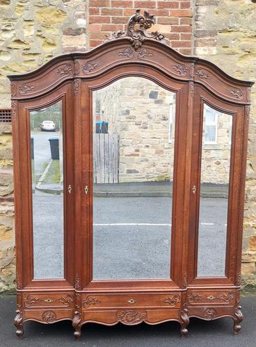 Large Carved Oak French Armoire / Wardrobe (1 of 17)