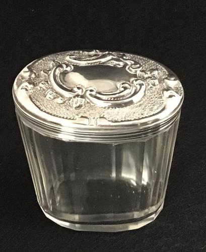 Edwardian Silver Top and Glass Jar. (1 of 4) Edwardian Silver Top and Glass Jar. (1 of 4)