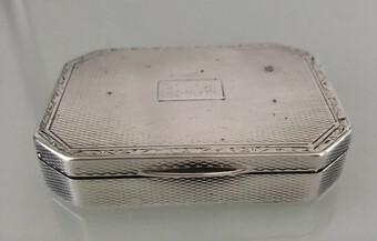 Antique Solid Silver Hallmarked Cigarette Trinket Box (1 of 3)