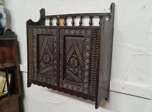 Arts & Crafts Tramp Art Antique Gothic Wall Cabinet (1 of 4) Arts & Crafts Tramp Art Antique Gothic Wall Cabinet (1 of 4)