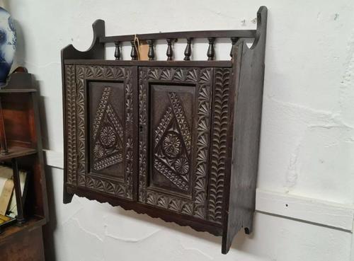 Arts & Crafts Tramp Art Antique Gothic Wall Cabinet (1 of 4)