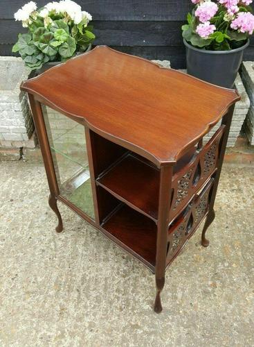 Lovely Victorian Mahogany Shop Display Cabinet (1 of 7) Lovely Victorian Mahogany Shop Display Cabinet (1 of 7)