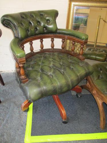 Chesterfield Revolving Leather Captains Chair (1 of 3)