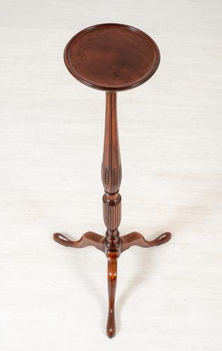 Mahogany Torchiere in the Hepplewhite Style (1 of 7) Mahogany Torchiere in the Hepplewhite Style (1 of 7)