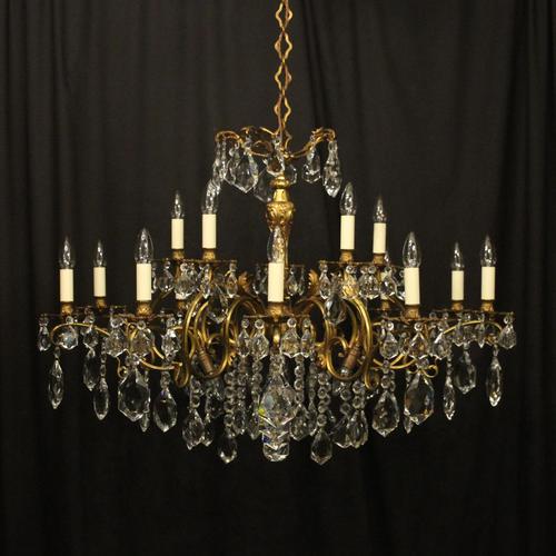 Italian Gilded 20 Light Antique Chandelier (1 of 10) Italian Gilded 20 Light Antique Chandelier (1 of 10)