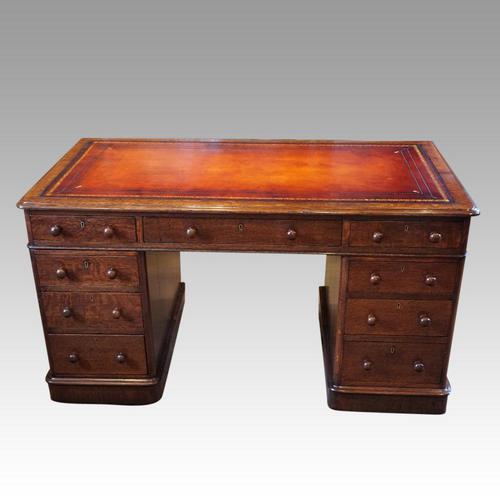 Victorian Oak Pedestal Desk (1 of 11)