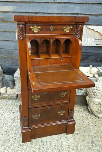 Brights of nettlebed walnut secretaire wellington chest (1 of 4) Brights of nettlebed walnut secretaire wellington chest (1 of 4)