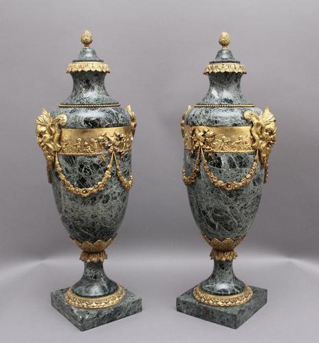 Pair of 19th Century French Marble & Cassoulet Urns (1 of 13) Pair of 19th Century French Marble & Cassoulet Urns (1 of 13)