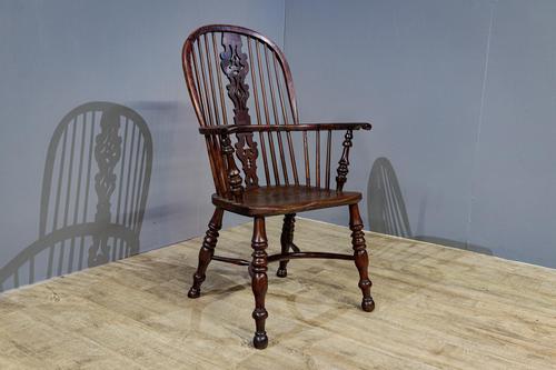 Highbacked Windsor Chair (1 of 7) Highbacked Windsor Chair (1 of 7)