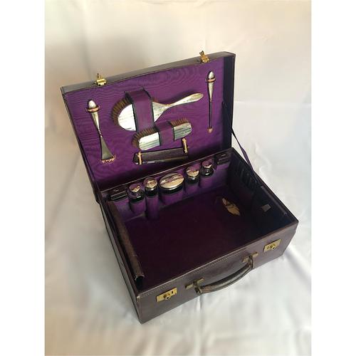 Quality George V Leather Travelling Vanity Case With Fitted Interior (1 of 13) Quality George V Leather Travelling Vanity Case With Fitted Interior (1 of 13)
