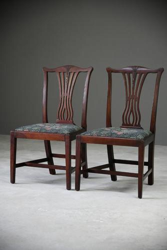 Pair of Antique Chippendale Style Dining Chairs (1 of 12)