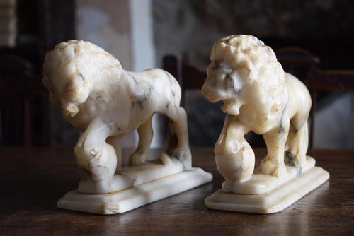 19th Century Marble Medici Lions (1 of 10) 19th Century Marble Medici Lions (1 of 10)