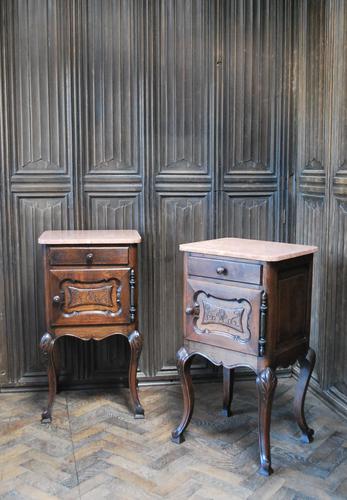 Pair of Substantial Oak Bedside Cabinets (1 of 9) Pair of Substantial Oak Bedside Cabinets (1 of 9)