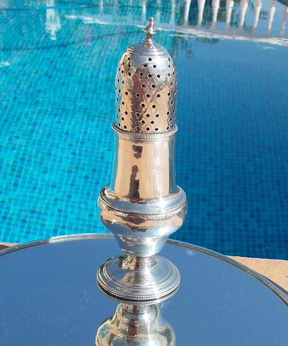 Rare 18th Century Robert Hennell l Solid Silver Vase Shape Sugar Caster / Sifter London 1785 (1 of 12) Rare 18th Century Robert Hennell l Solid Silver Vase Shape Sugar Caster / Sifter London 1785 (1 of 12)