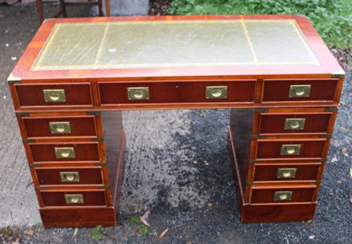 1960s Mahogany Military Style Pedestal Desk with Green Leather (1 of 4) 1960s Mahogany Military Style Pedestal Desk with Green Leather (1 of 4)