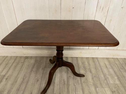 Victorian Tilt Top Table (1 of 4)