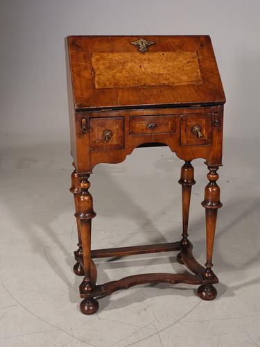 Charming, Small, William & Mary Style Walnut Bureau c.1920 (1 of 9) Charming, Small, William & Mary Style Walnut Bureau c.1920 (1 of 9)