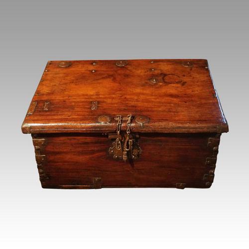 Antique merchant trunk (1 of 11)