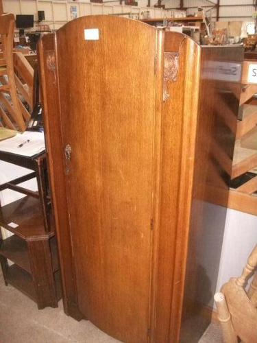 Single Door Oak Wardrobe (1 of 2) Single Door Oak Wardrobe (1 of 2)