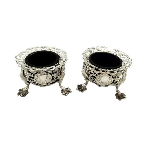 Pair of Antique Victorian Sterling Silver 'Oriental Heads' Salts 1840 (1 of 10)