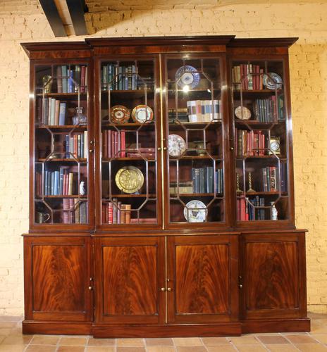 George 3 mahogany breakfront bookcase library circa 1800 (1 of 9) George 3 mahogany breakfront bookcase library circa 1800 (1 of 9)