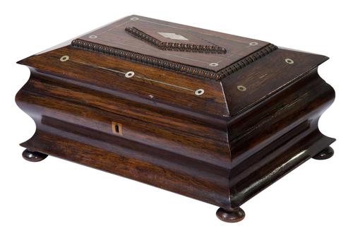 Victorian Rosewood Jewellery / Sewing Box (1 of 8) Victorian Rosewood Jewellery / Sewing Box (1 of 8)