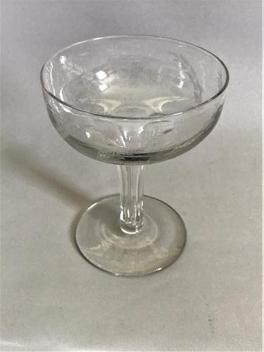 Unusual Victorian Etched Hollow Stem Champagne Glass (1 of 4) Unusual Victorian Etched Hollow Stem Champagne Glass (1 of 4)