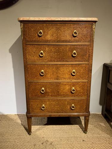 Chest of Drawers (1 of 8)