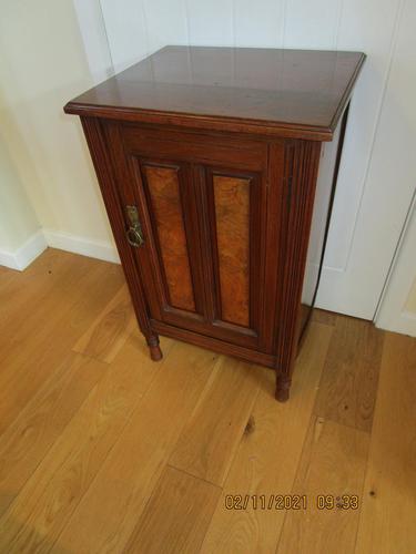 Edwardian Red Walnut Bedside Cabinet (1 of 8)