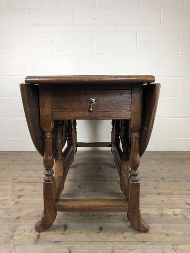 Early 20th Century Antique Oak Gateleg Dining Table (1 of 13)