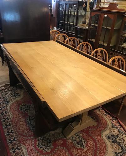 Super Quality English Light Oak Refectory Table with Benches (1 of 7)