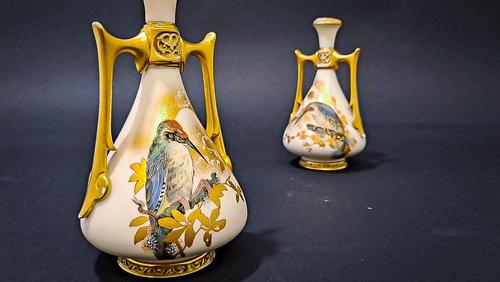 Pair of Royal Worcester Vases (1 of 6) Pair of Royal Worcester Vases (1 of 6)