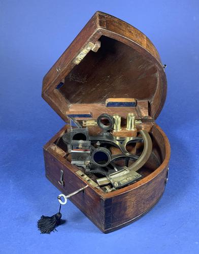 Victorian Brass Sextant In It’s Original Mahogany Box. (1 of 18)