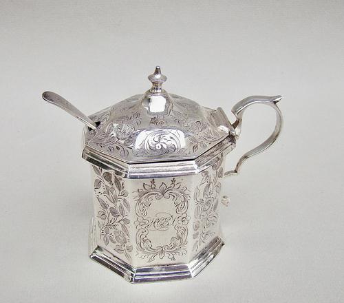 Victorian Silver  Mustard Pot by Hilliard & Thomason, Birmingham 1884 (1 of 8)