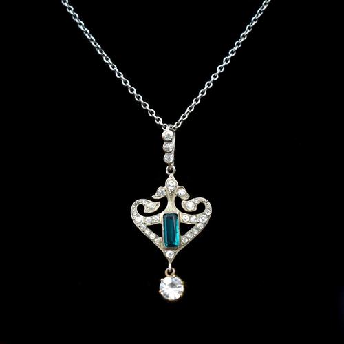 Antique Green Paste Sterling Silver Drop Pendant & Chain Necklace (1 of 10) Antique Green Paste Sterling Silver Drop Pendant & Chain Necklace (1 of 10)