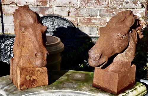 Pair of Large Outdoor Weathered Cast Iron Horse Heads (1 of 7) Pair of Large Outdoor Weathered Cast Iron Horse Heads (1 of 7)