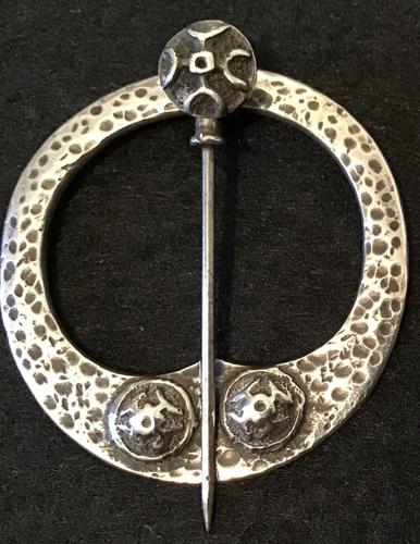 Vintage Silver Scottish Celtic Design Brooch (1 of 4)