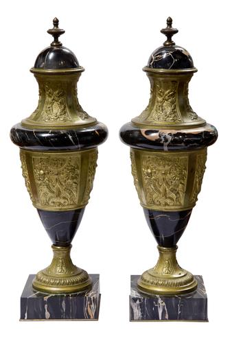 A Pair of Marble & Gilt Metal Urns (1 of 5) A Pair of Marble & Gilt Metal Urns (1 of 5)