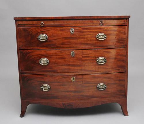 Early 19th Century Mahogany Bowfront Chest with Slide (1 of 12)