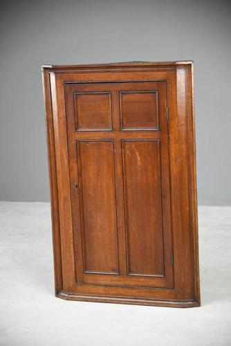 Georgian Oak Corner Cupboard (1 of 9)